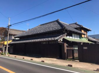 徳川幕府の野馬御用を務めた島田家の居宅(明治初期築) 徳川幕府の野馬御用を務めた島田家の居宅(明治初期築)
